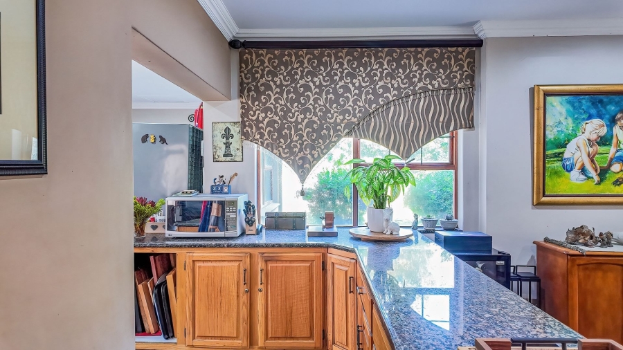 4 Bedroom Property for Sale in Protea Park North West